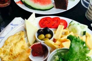 Çilek Cafe