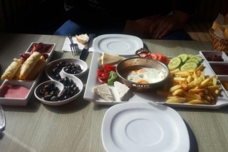Sanchez Coffee & Bistro