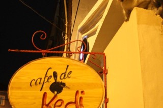 Cafe de Kedi