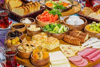 Antik havan doğal ürünler, kahvaltı ve yemekler