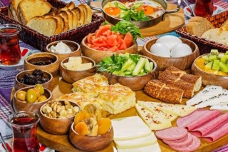 Antik havan doğal ürünler, kahvaltı ve yemekler