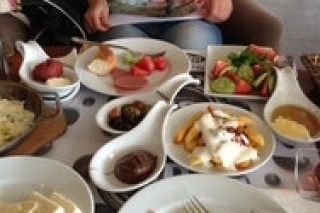 Çördük Kahvaltı Salonu