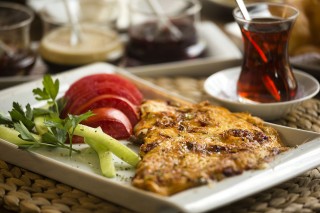 Ayten Usta