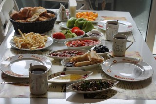 Cafe de Kedi