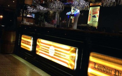 London Cafe & Pub