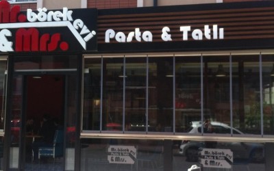 Mr. & Mrs. Pasta ve Börek Evi